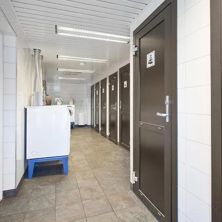 Midttun Motell&camping As Motel *